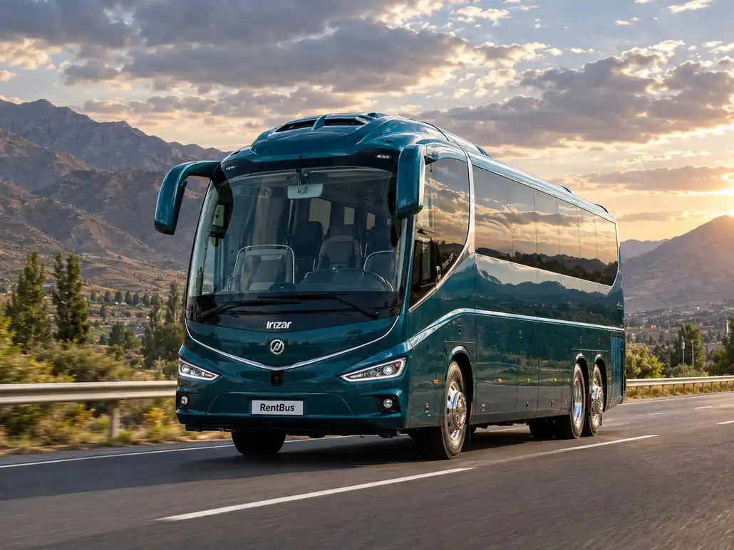 Scania Irizar i8 Bus در مسیر بین شهری