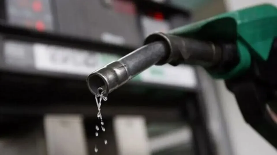 بنزین سوپر آزاد