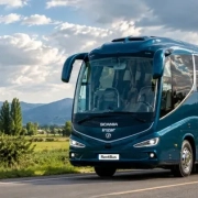 اتوبوس اسکانیا ایریزار i8 در مسیر بین شهری